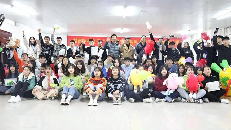 漲！漲！漲！炬神電子漲工資啦……